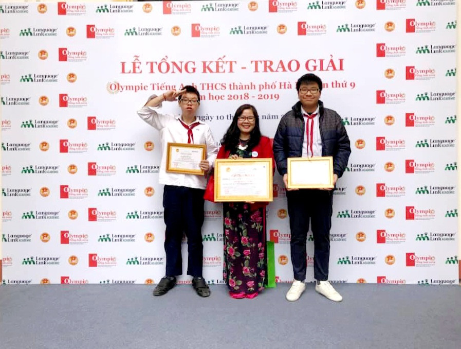 Những thành quả ngọt ngào của học trò luôn xuất phát từ sự tận tâm, trách nhiệm, tình yêu thương của thầy cô. Những thành quả ngọt ngào của học trò luôn xuất phát từ sự tận tâm, trách nhiệm, tình yêu thương của thầy cô.