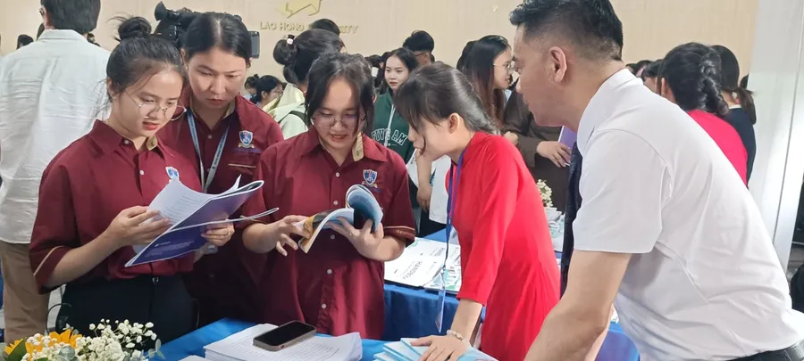 Nhiều trường ĐH danh tiếng Trung Quốc sang Việt Nam tìm sinh viên