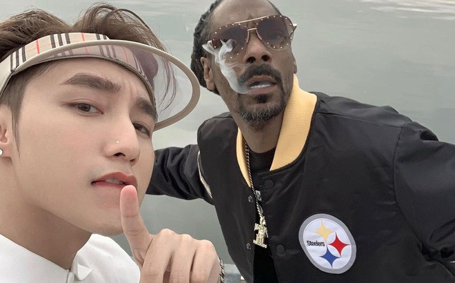 Rapper Snoop Dogg bị mất điểm trong MV "Hãy trao cho anh" vì hút thuốc.