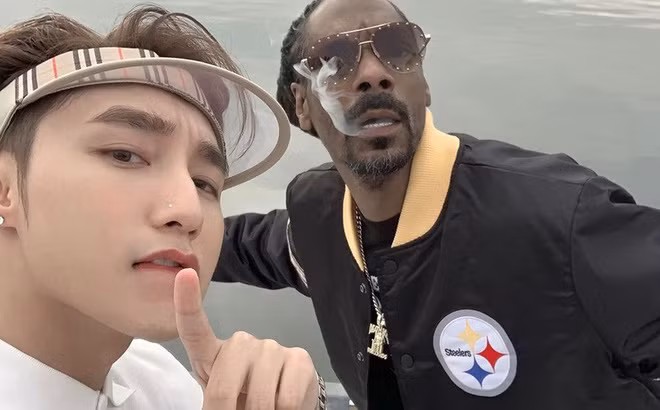 Rapper Snoop Dogg bị mất điểm trong MV "Hãy trao cho anh" vì hút thuốc.