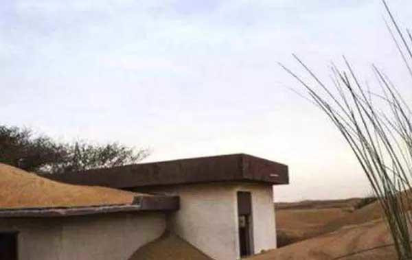 ngoi lang &#34;ma thuat&#34; tren sa mac: xuat hien vao ban ngay, bien mat vao ban dem - 4