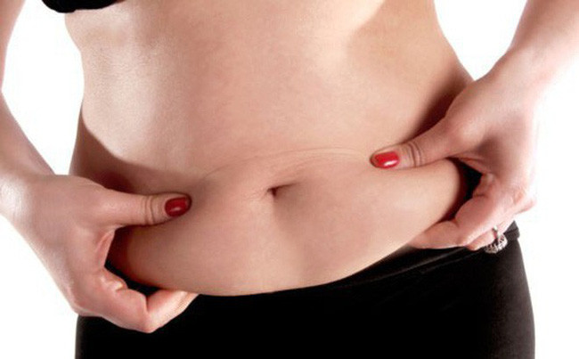 Uống quá nhiều vitamin C để làm đẹp, người phụ nữ 32 tuổi phải nhận cái kết đắng - Ảnh 3. Uống quá nhiều vitamin C để làm đẹp, người phụ nữ 32 tuổi phải nhận cái kết đắng - Ảnh 3.