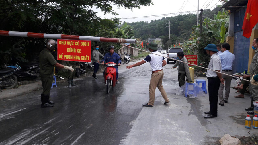 Dịch bệnh được khoanh vùng, kiểm soát chặt chẽ Dịch bệnh được khoanh vùng, kiểm soát chặt chẽ