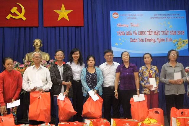 Năm nào TP.HCM cũng dành khoản tiền lớn chăm lo Tết cho các đối tượng chính sách