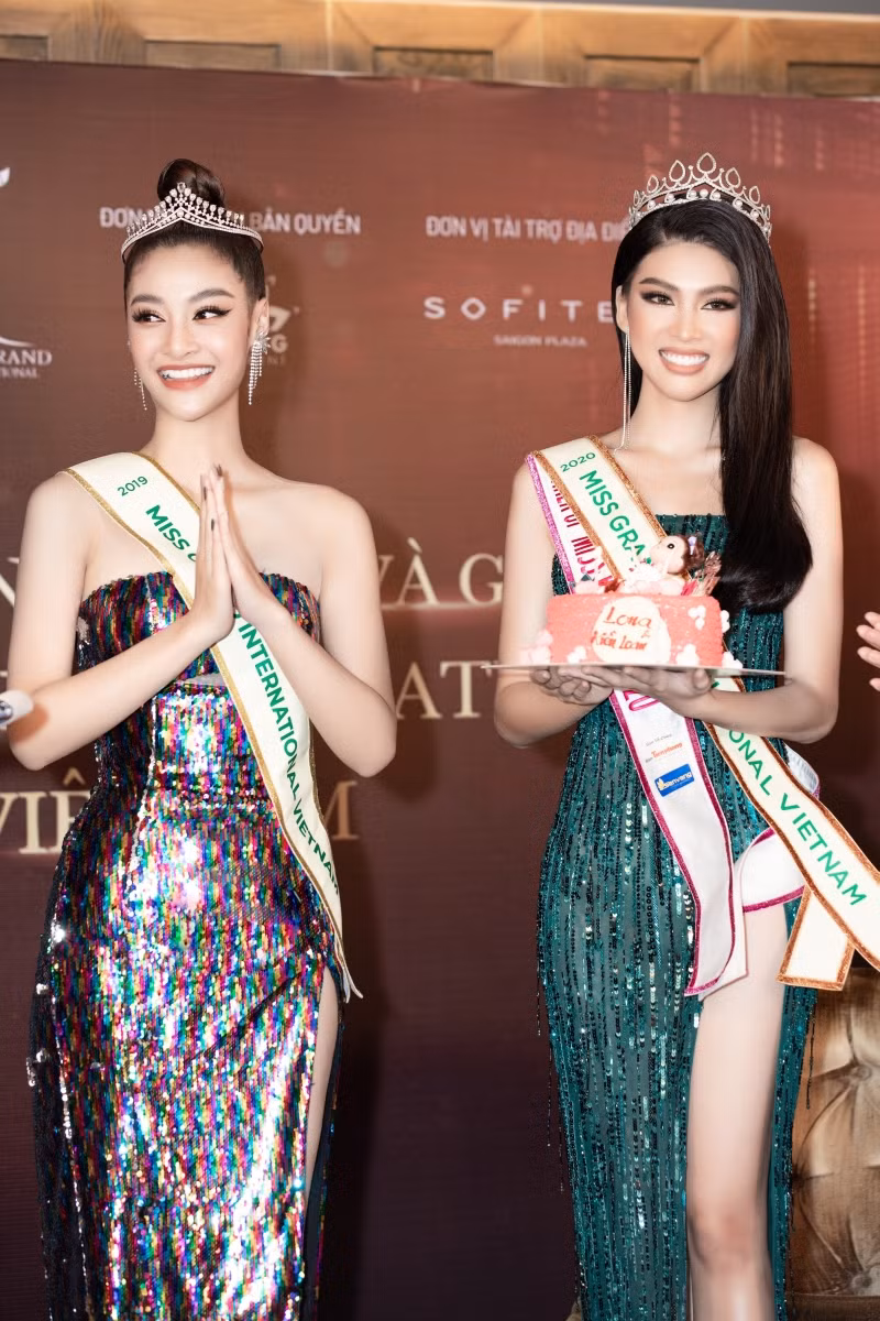 Á hậu Ngọc Thảo tổ chức sinh nhật cho Á hậu Kiều Loan.