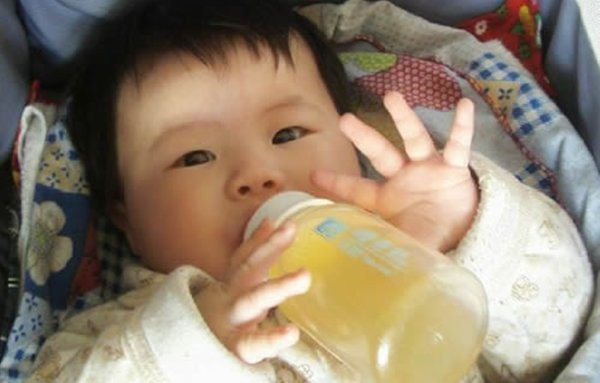 3 kieu an dam cua be me tuong bo nhung bac si &#34;lac dau&#34;, nhat la mon dau tien - 3