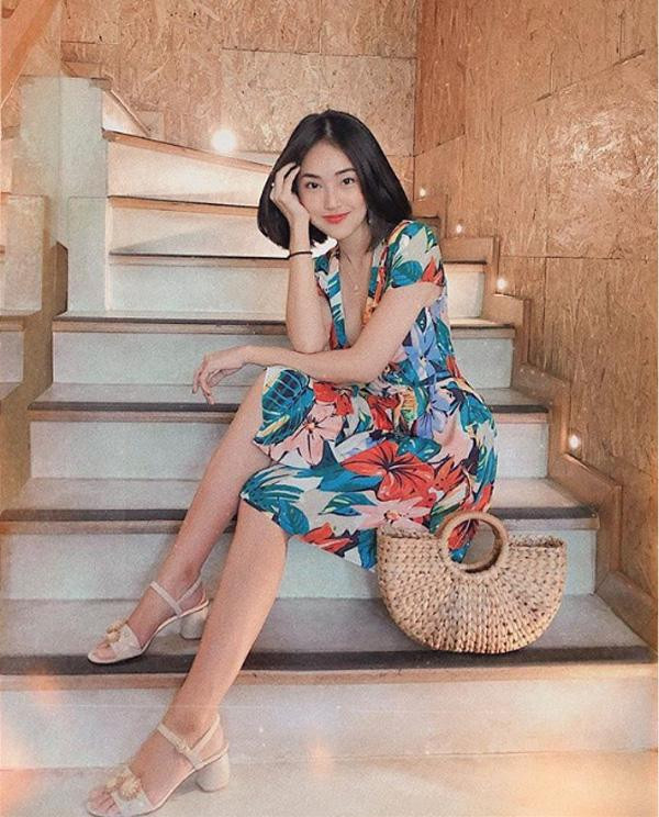 Chị em đi biển đừng quên thêm vào vali 4 món xinh xẻo này ảnh 11 mua du lich toi roi, chi em di bien dung quen them vao vali 4 mon xinh xeo nay - 11