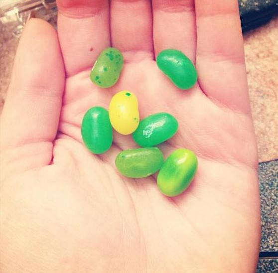 10 vat dung quen thuoc trong nha nguy hiem cho tre, khong can than de mat mang - 1