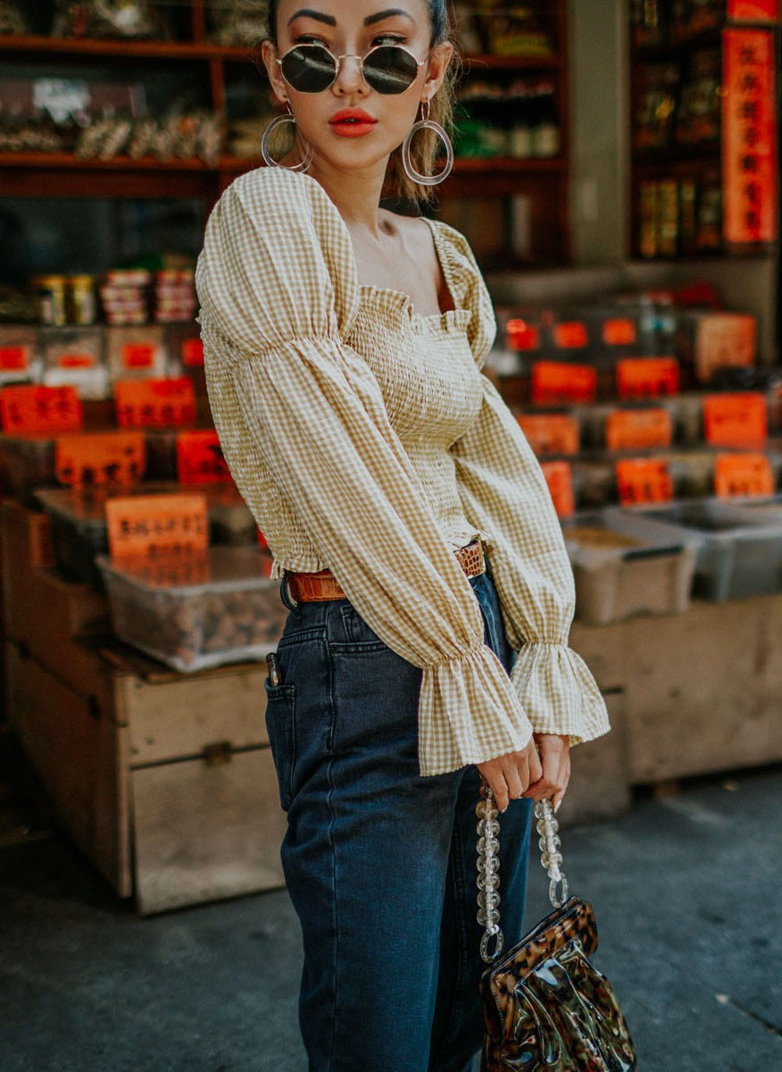 Đi du lịch biển, phải bỏ túi 4 kiểu trang phục này để tha hồ sống ảo như ý ảnh 1 Đi du lịch biển, phải bỏ túi 4 kiểu trang phục này để tha hồ sống ảo như ý ảnh 1