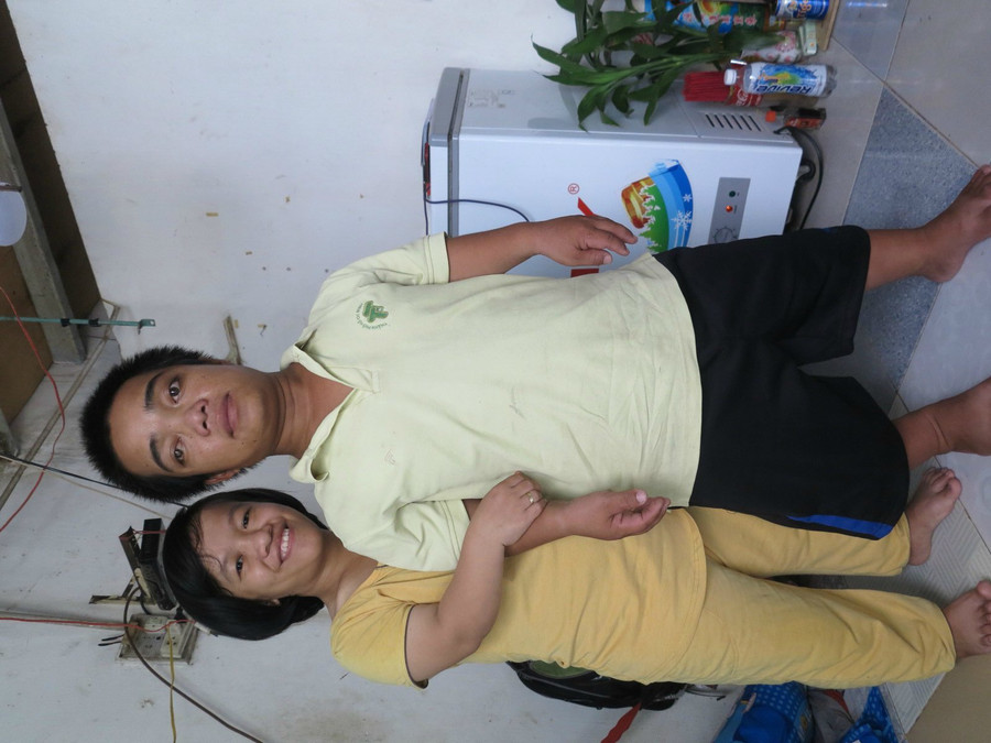 Người mẹ cao 1,1 mét rơi nước mắt khi bác sỹ yêu cầu bỏ con ảnh 3 Người mẹ cao 1,1 mét rơi nước mắt khi bác sỹ yêu cầu bỏ con