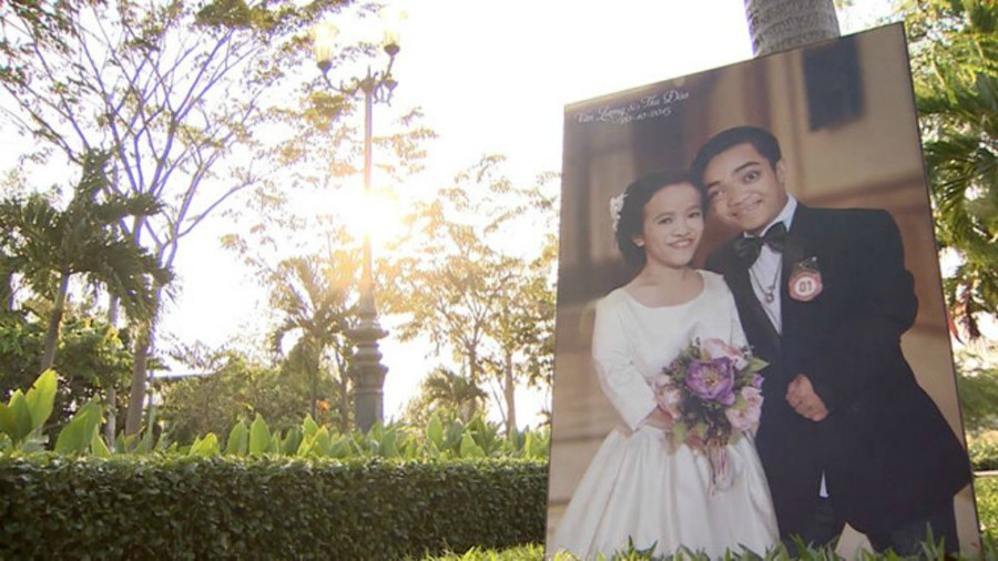 Người mẹ cao 1,1 mét rơi nước mắt khi bác sỹ yêu cầu bỏ con ảnh 1 Người mẹ cao 1,1 mét rơi nước mắt khi bác sỹ yêu cầu bỏ con