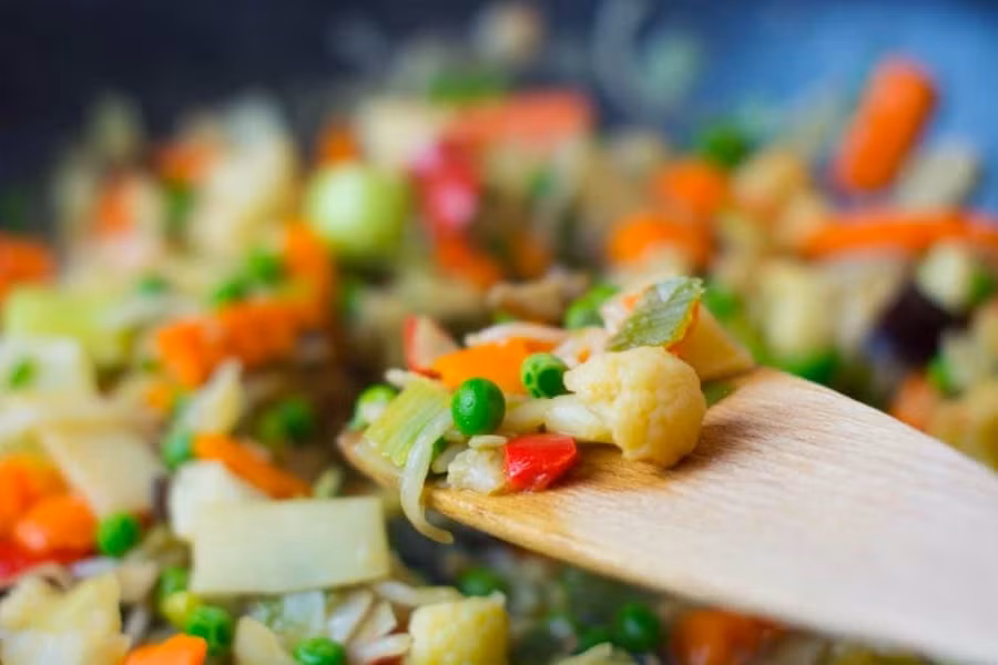 fryingpan-dinner-food-vegetables-76571