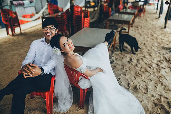 Cặp 9x nên duyên sau tin nhắn “Ê, hai đứa mình quen nhau nha“ ảnh 7