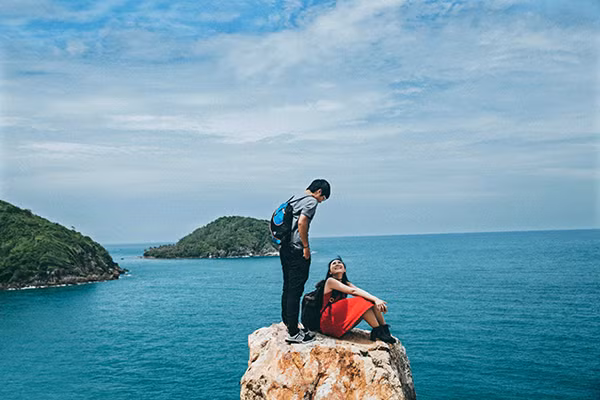 Cặp 9x nên duyên sau tin nhắn “Ê, hai đứa mình quen nhau nha“ ảnh 4
