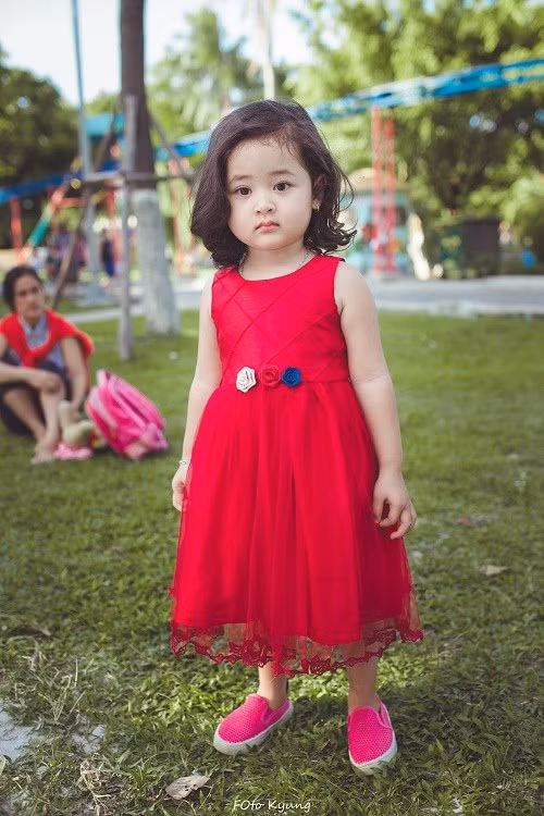 Hiện tại những hình ảnh của Suri không ngừng được chia sẻ trên các diễn đàn mạng xã hội