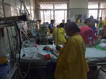 Diễn biến sởi khác truyền thống, Bộ Y tế gấp rút tìm phác đồ điều trị