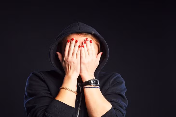 Phụ nữ có thể ngại nói với bạn đời những gì mình muốn. (Ảnh: ITN)