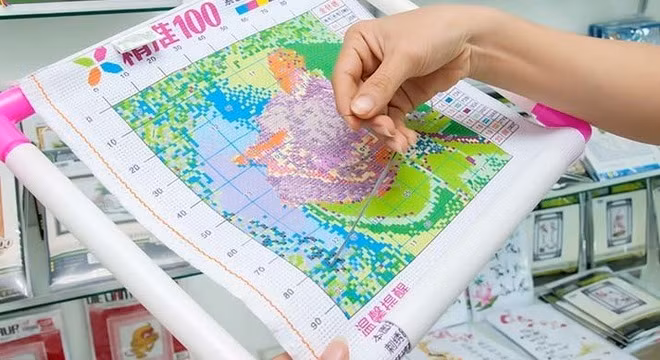 Nguy cơ ung thư từ tranh thêu chữ thập