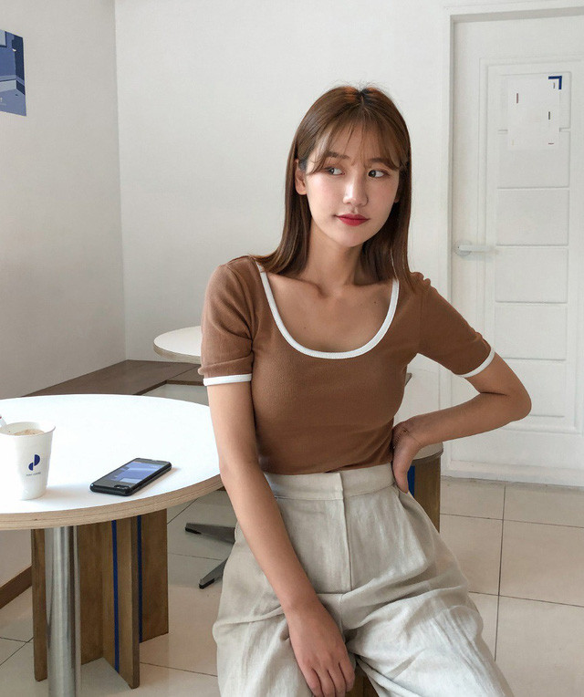 Thu đến, hội sành mốt lại diện áo len tăm – item vừa nhã vừa tây khiến chị em tiếc đứt ruột nếu không mặc thử - Ảnh 2.