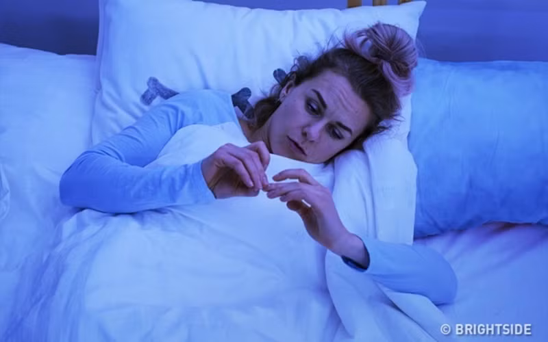 11 trieu chung mat can bang noi tiet to ma moi phu nu nen biet hinh 3