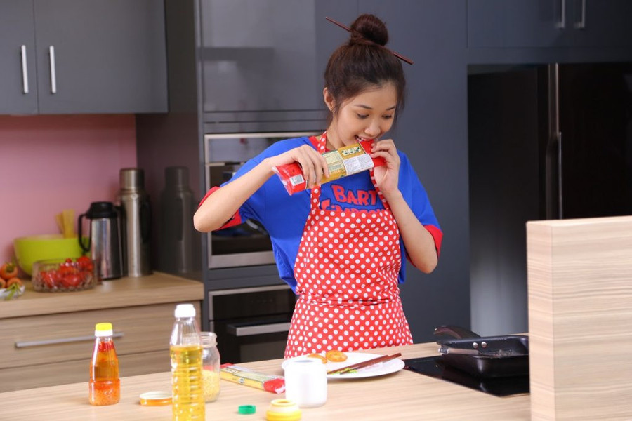 “Bản sao Ngọc Trinh” trở lại điện ảnh với Hạ cuối tình đầu ảnh 5 “Bản sao Ngọc Trinh” trở lại điện ảnh với Hạ cuối tình đầu ảnh 5