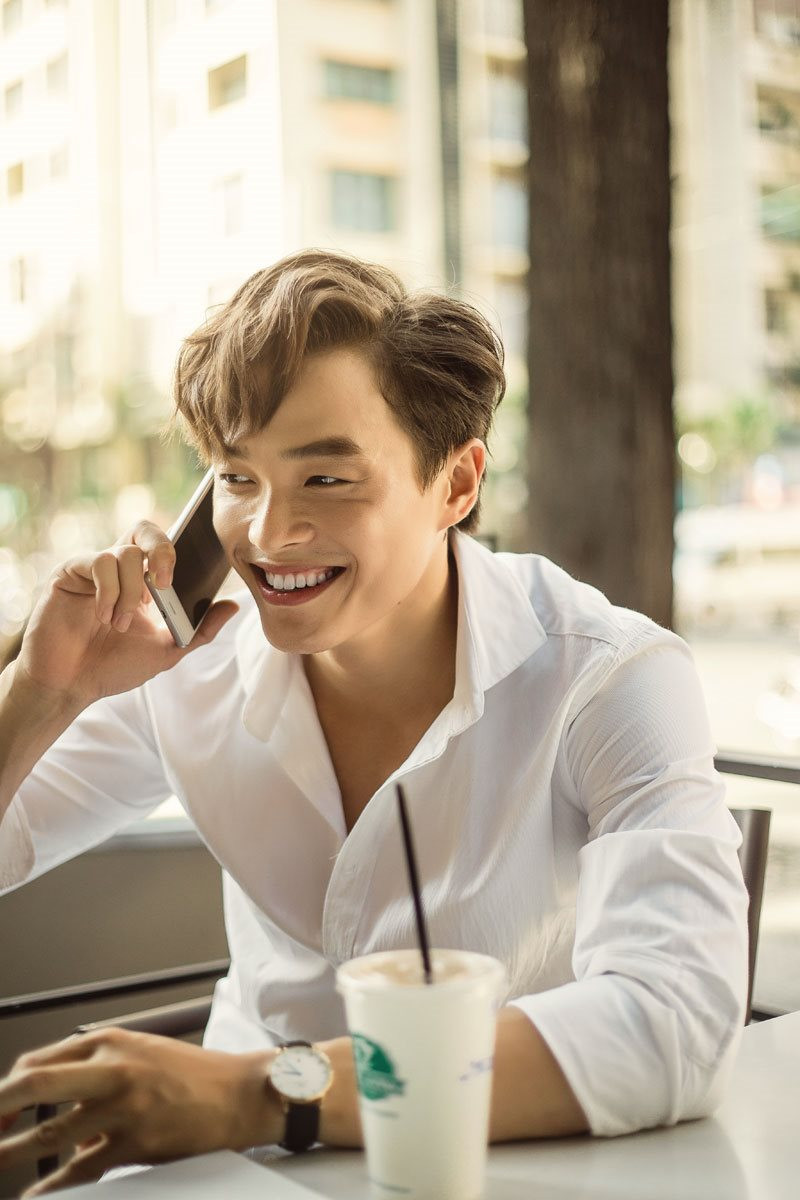 “Ông hoàng quảng cáo” 6 múi khiến chị em mê mệt ảnh 7