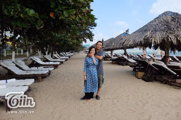 Vợ chồng anh Ngô Sơn chị Huệ Vân đã có chuyến đi xuyên Việt ý nghĩa.