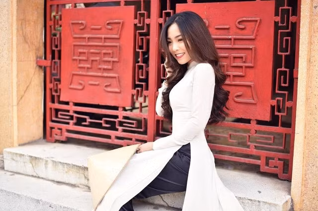 Nữ sinh 9X mang 3 dòng máu xinh đẹp, khoe ảnh “dậy thì thành công” ảnh 4