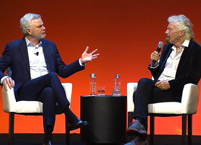 Richard tư vấn kinh nghiệmkhởi nghiệp trong chương trình BIGShow. Ảnh: BIGshow.