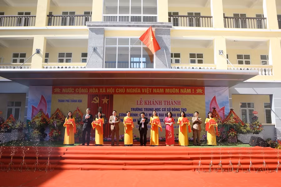 Lễ khánh thành trường THCS Đông Thọ