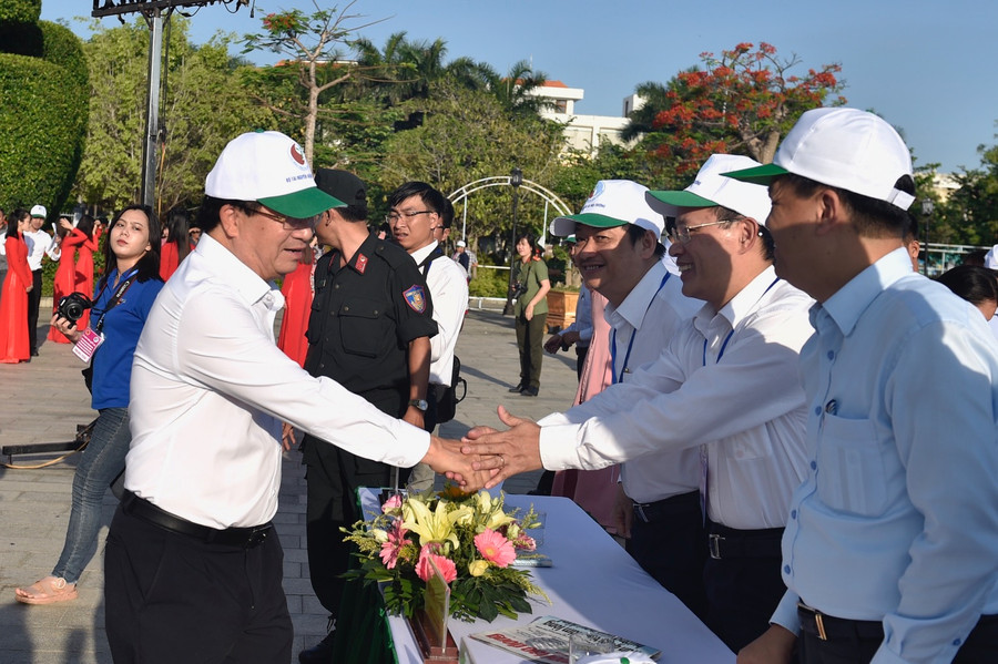 Phó Thủ tướng Trịnh Đình Dũng dự lễ phát động. Ảnh VGP/Nhật Bắc Phó Thủ tướng Trịnh Đình Dũng dự lễ phát động. Ảnh VGP/Nhật Bắc