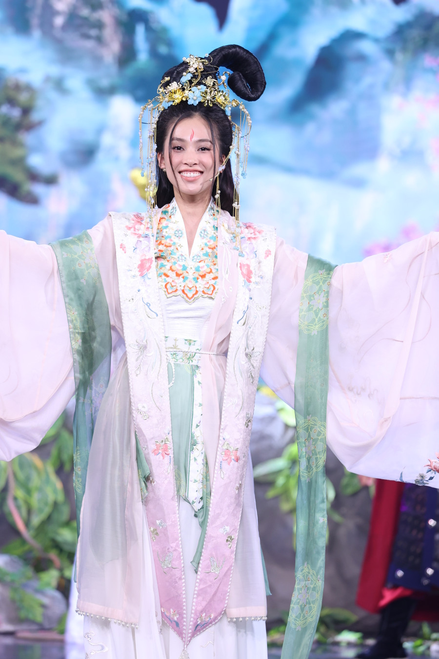 Hoa hậu Tiểu Vy. Hoa hậu Tiểu Vy.