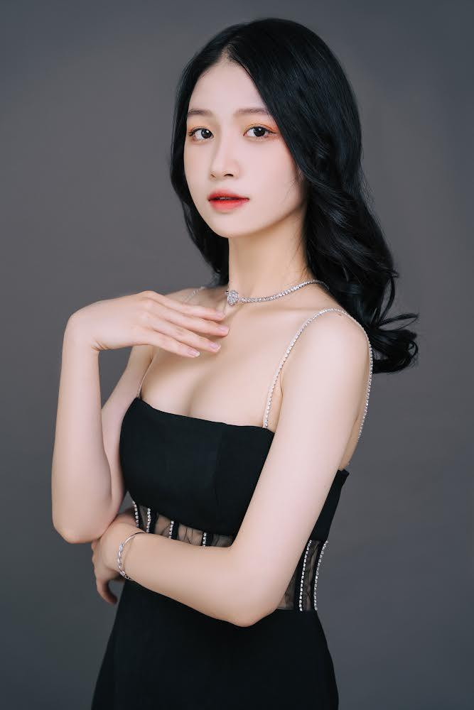 Nguyễn Thị Huyền My. Nguyễn Thị Huyền My.