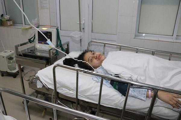 lieu minh de mo lien tuc, bac si hot hoang khi nhin ben trong bung me bau hai phong - 1