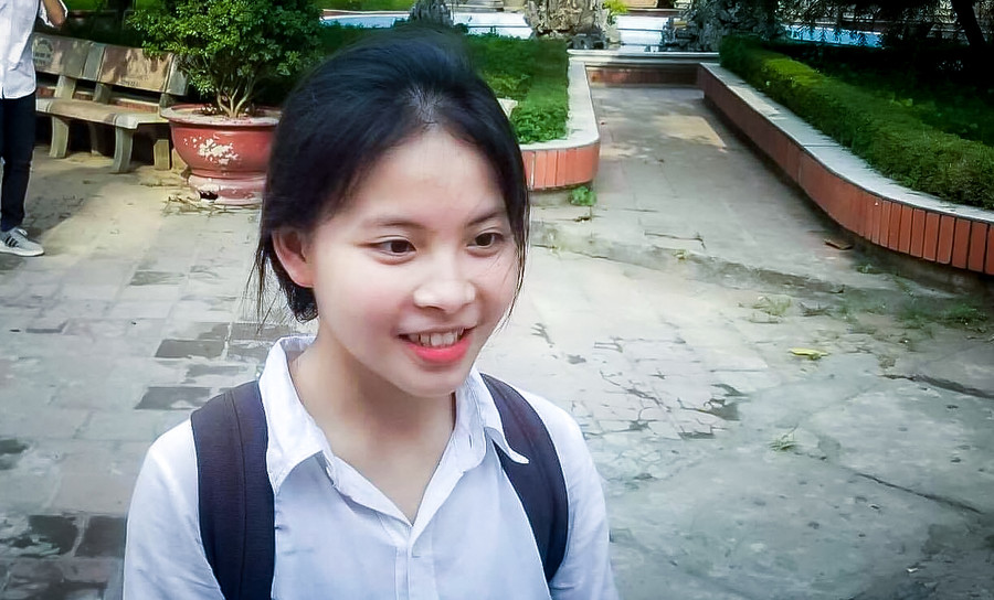 Thí sinh Trần Phương Lan chia sẻ về bài thi của mình. Thí sinh Trần Phương Lan chia sẻ về bài thi của mình.