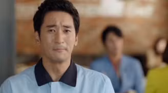 Đi dự đám cưới bạn thân, tôi tái mét khi chạm mặt cô dâu