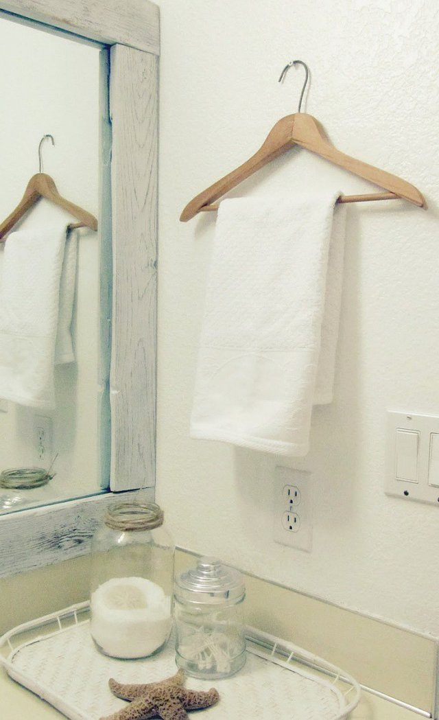 Không chỉ treo quần áo, mắc áo còn có những tác dụng vô cùng hữu ích như thế này - Hình 5