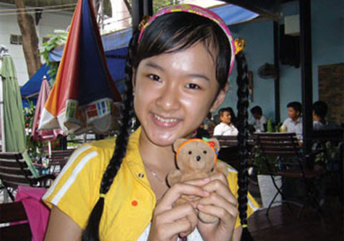 Angela Phương Trinh, từ đen nhẻm hóa trắng tinh