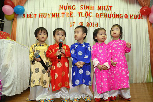 Ca sinh 5 đầu tiên ở Việt Nam bây giờ ra sao?