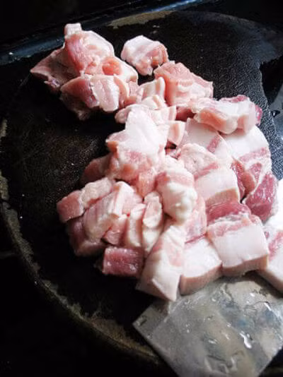 Cách làm thịt rang cháy cạnh thơm ngon