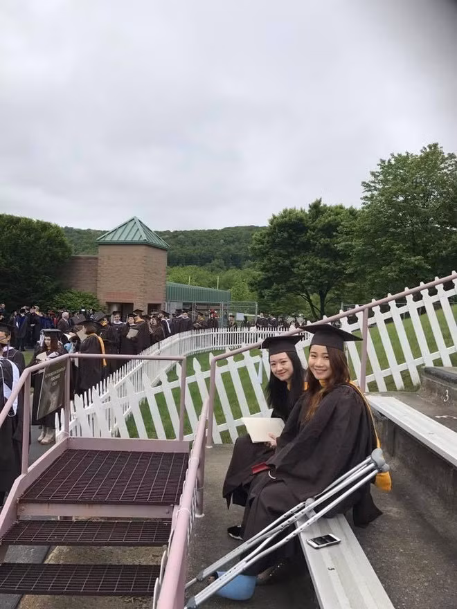 Con gái Hoa hậu Việt và đại gia: Xinh đẹp, thừa kế khối tài sản nghìn tỷ ảnh 11