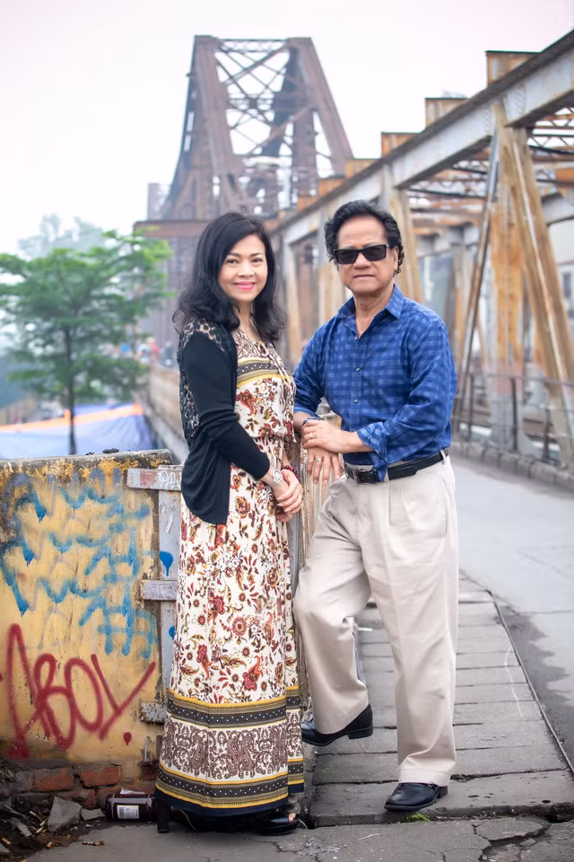 Bất ngờ với nhan sắc người vợ tay hòm chìa khóa của danh ca Chế Linh - Ảnh 11.