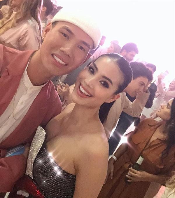 "Tái xuất” cực lộng lẫy, Phạm Hương vẫn dính nghi vấn sinh con từ chi tiết không ngờ ảnh 8 chinh thuc "tai xuat" cuc long lay, pham huong tiep tuc dinh nghi van sinh con boi chi tiet nay - 8