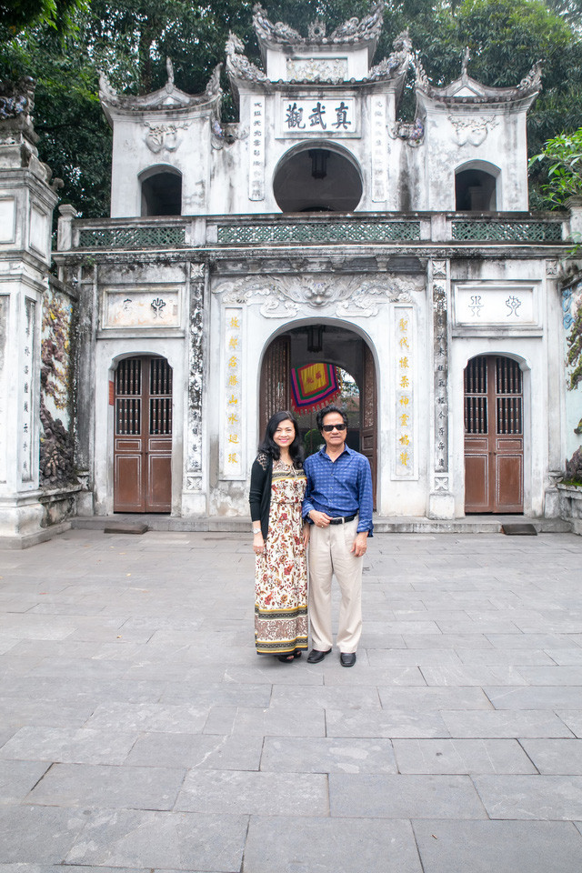 Bất ngờ với nhan sắc người vợ tay hòm chìa khóa của danh ca Chế Linh - Ảnh 15. Bất ngờ với nhan sắc người vợ tay hòm chìa khóa của danh ca Chế Linh - Ảnh 15.