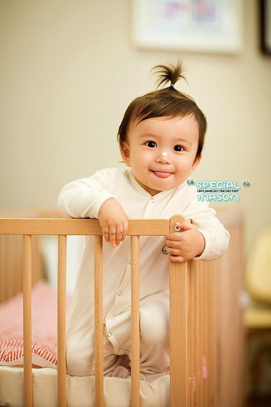 Diện mạo hiện tại của Mason Moon - nhóc tỳ hot nhất châu Á một thời, đáng chú ý nhất lại chính là ông bố cực phẩm của đứa trẻ - Ảnh 1. Diện mạo hiện tại của Mason Moon - nhóc tỳ hot nhất châu Á một thời, đáng chú ý nhất lại chính là ông bố cực phẩm của đứa trẻ - Ảnh 1.
