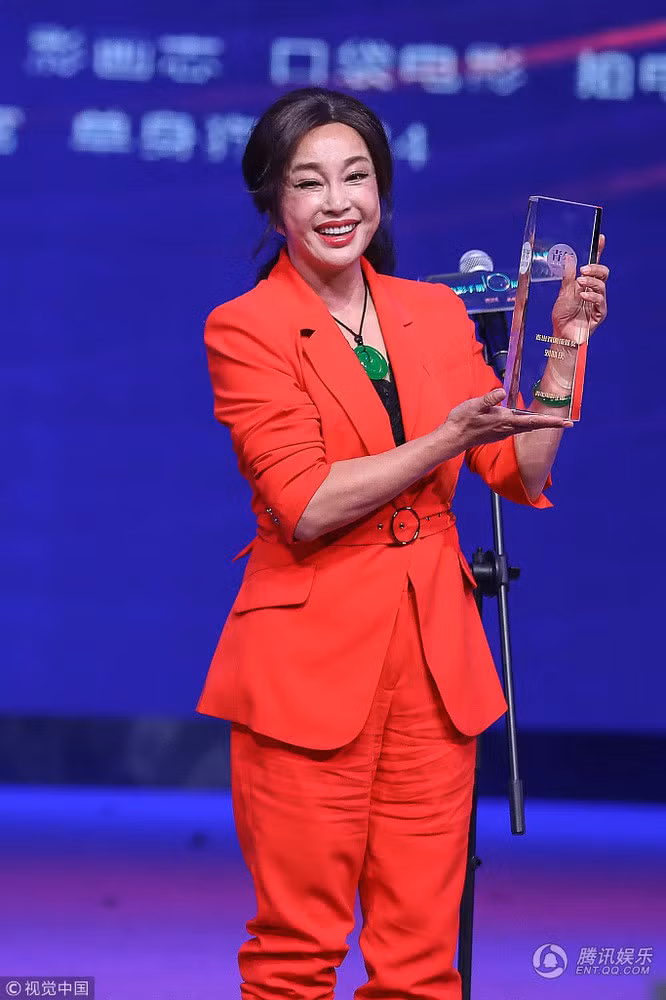 Ngã ngửa nhan sắc đời thực khác xa ảnh chỉnh sửa của Võ Mỵ Nương Lưu Hiểu Khánh: Đầy di chứng thẩm mỹ! - Ảnh 7.