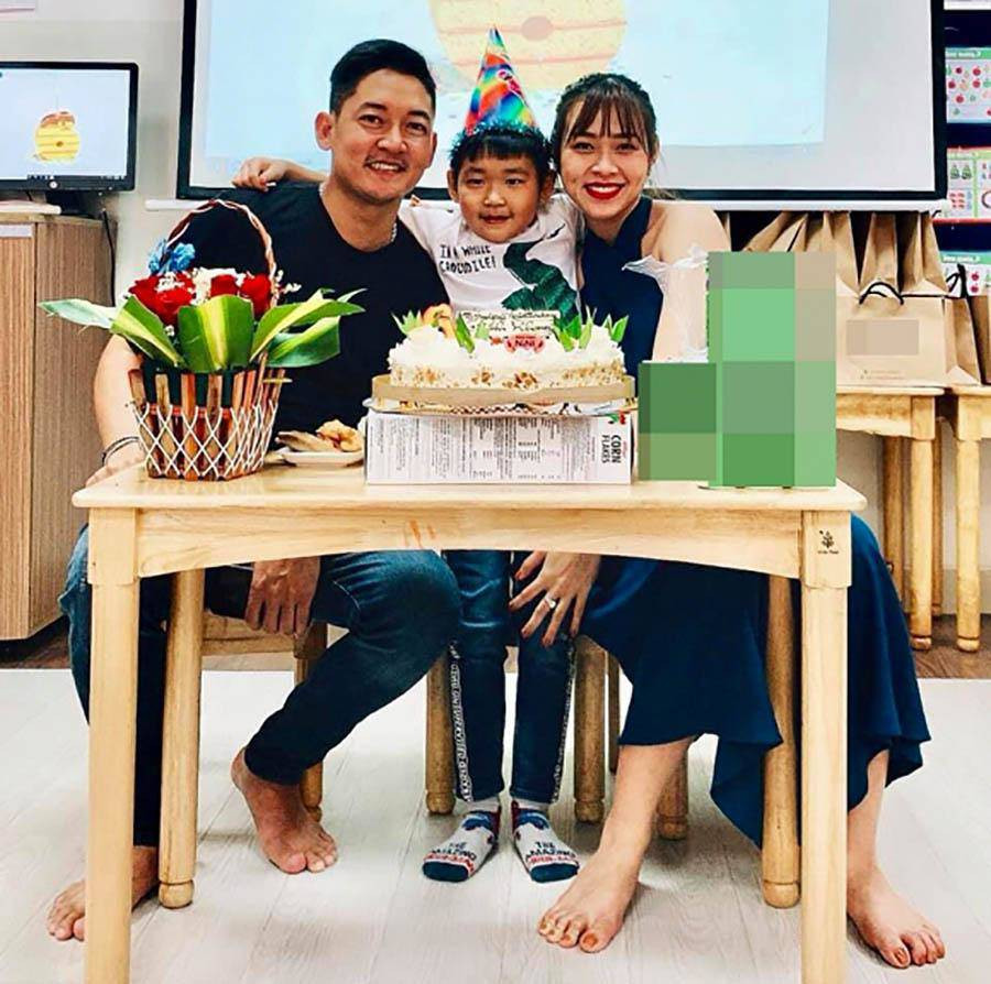 Cuộc sống làm mẹ đơn thân ít ai ngờ của mỹ nhân Việt lấy chồng giàu có năm 19 tuổi ảnh 9 cuoc song lam me don than day bat ngo cua my nhan viet lay chong giau co nam 19 tuoi - 9