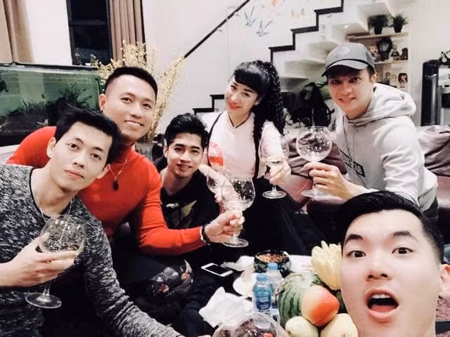 51332126_1281007205380554_2342015146471194624_n