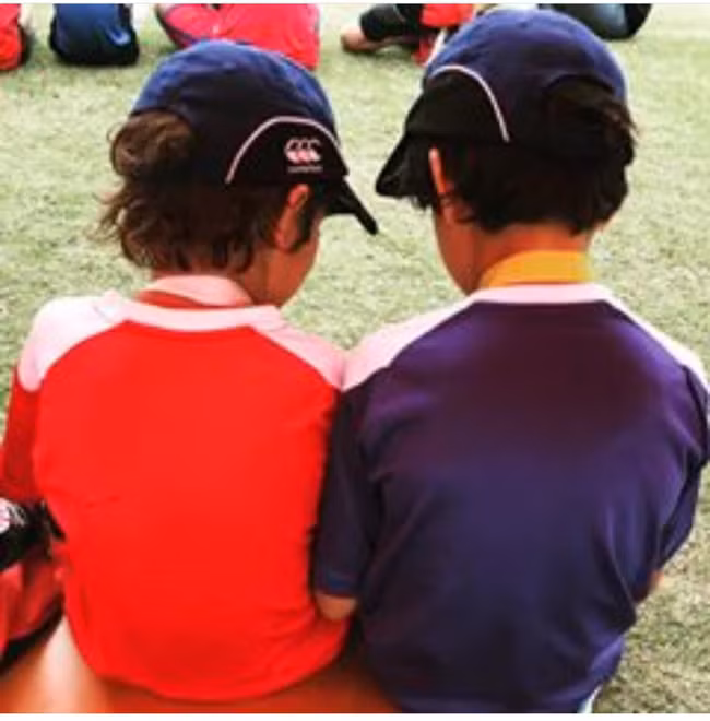 Thân thế bất ngờ của cậu bé lai xinh đẹp trong đám cưới của chồng cũ Hồng Nhung - Ảnh 6.