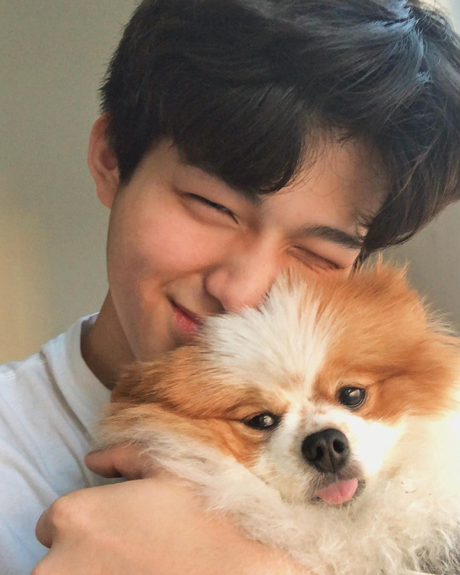 Hội con nhà giàu Việt đón chào thành viên mới: 15 tuổi đã cực kì bảnh bao, đẹp trai như idol Hàn Quốc - Ảnh 5. Hội con nhà giàu Việt đón chào thành viên mới: 15 tuổi đã cực kì bảnh bao, đẹp trai như idol Hàn Quốc - Ảnh 5.